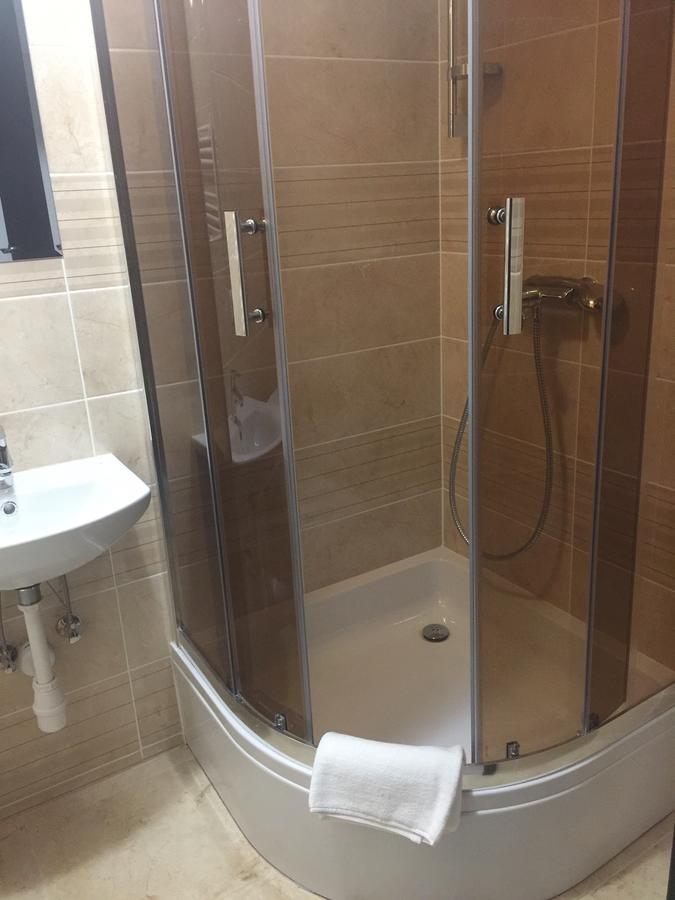 Mini-Hotel Megora Rakhiv Bagian luar foto