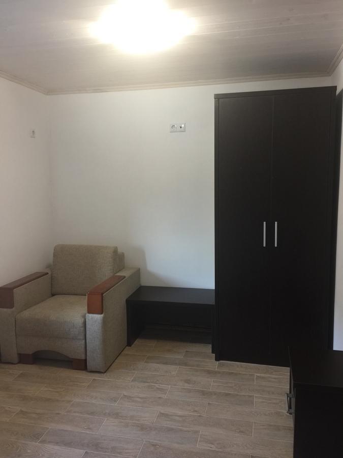 Mini-Hotel Megora Rakhiv Bagian luar foto