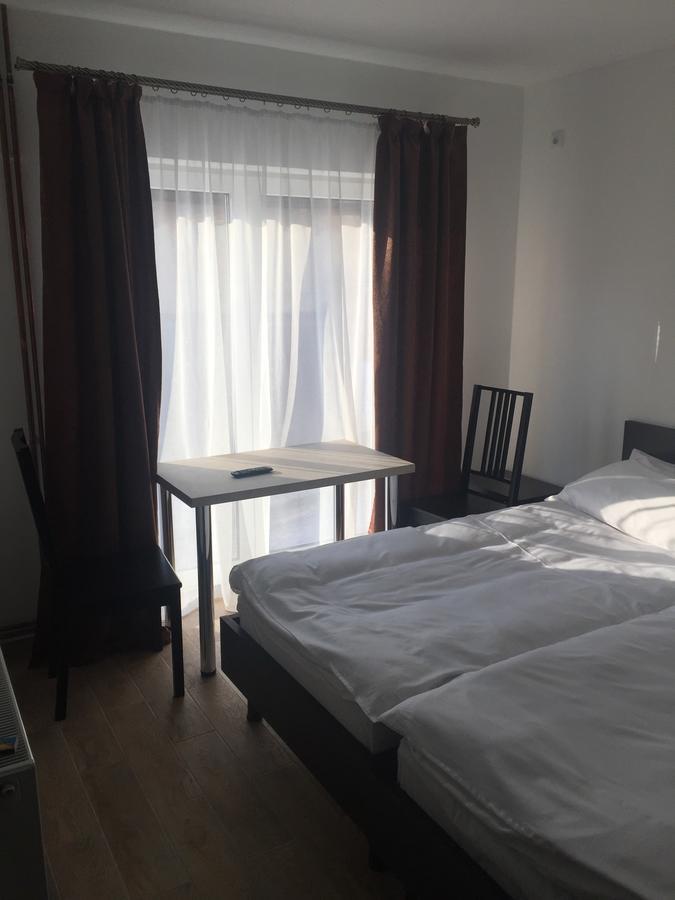 Mini-Hotel Megora Rakhiv Bagian luar foto