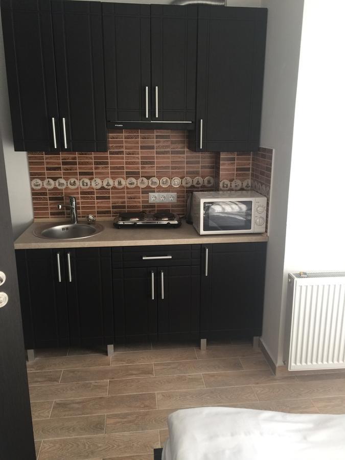 Mini-Hotel Megora Rakhiv Bagian luar foto